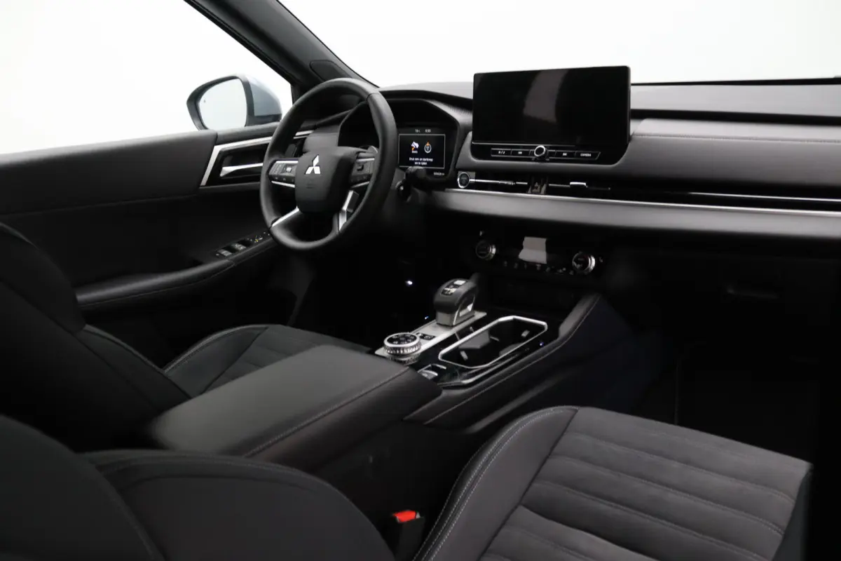 306pk PHEV Business Edition Apple Carplay/Android Auto | Climate