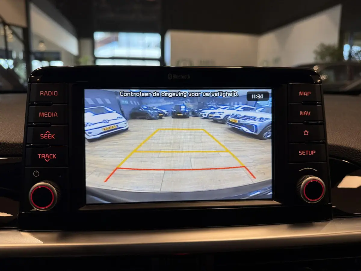 1.0 CVVT Colour Edition |NAVI|CRUISE|ACHTERUITRIJ CAMERA|16"|LED|CARPLAY|4Z|