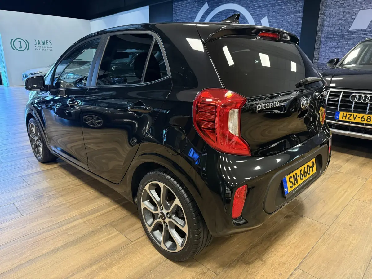 1.0 CVVT Colour Edition |NAVI|CRUISE|ACHTERUITRIJ CAMERA|16"|LED|CARPLAY|4Z|