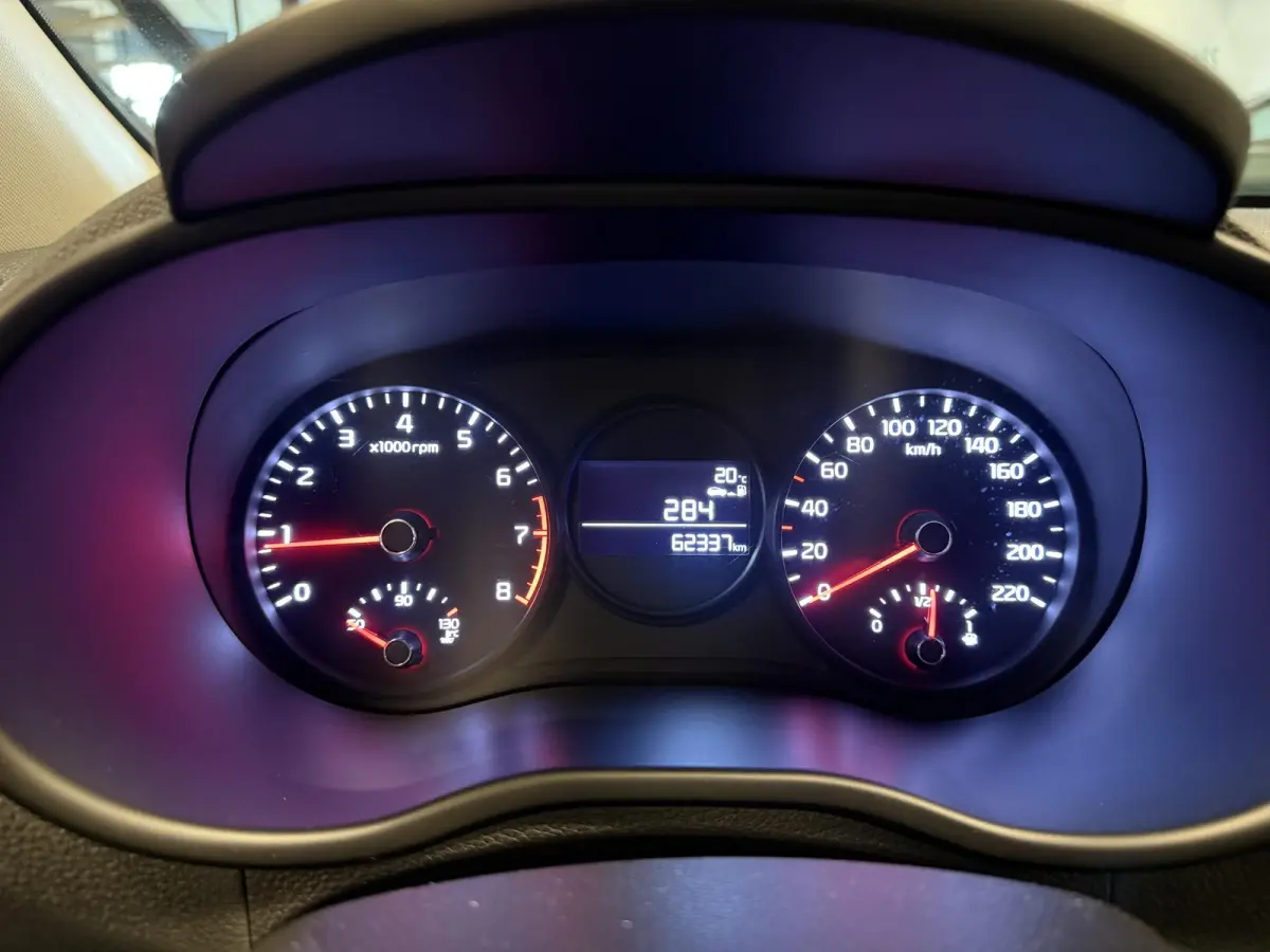 1.0 CVVT Colour Edition |NAVI|CRUISE|ACHTERUITRIJ CAMERA|16"|LED|CARPLAY|4Z|