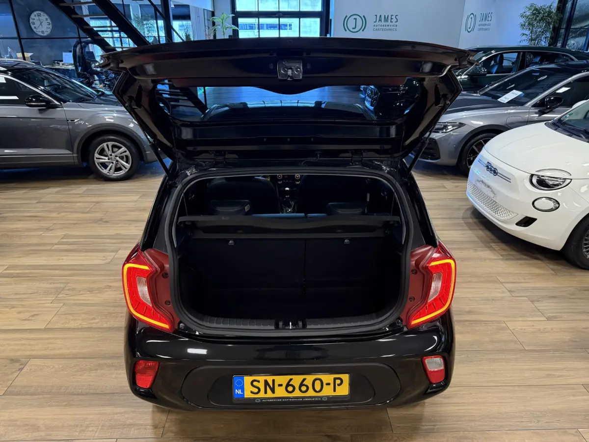 1.0 CVVT Colour Edition |NAVI|CRUISE|ACHTERUITRIJ CAMERA|16"|LED|CARPLAY|4Z|