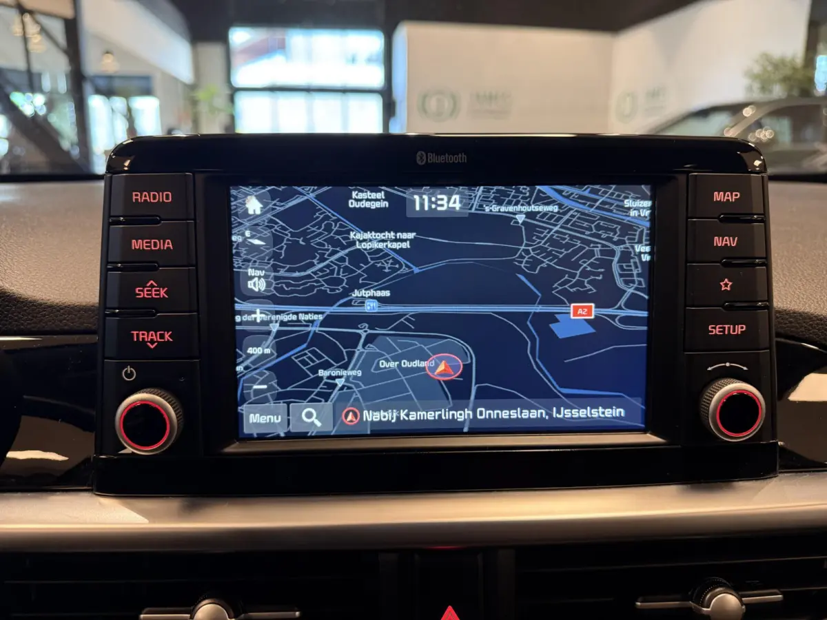 1.0 CVVT Colour Edition |NAVI|CRUISE|ACHTERUITRIJ CAMERA|16"|LED|CARPLAY|4Z|