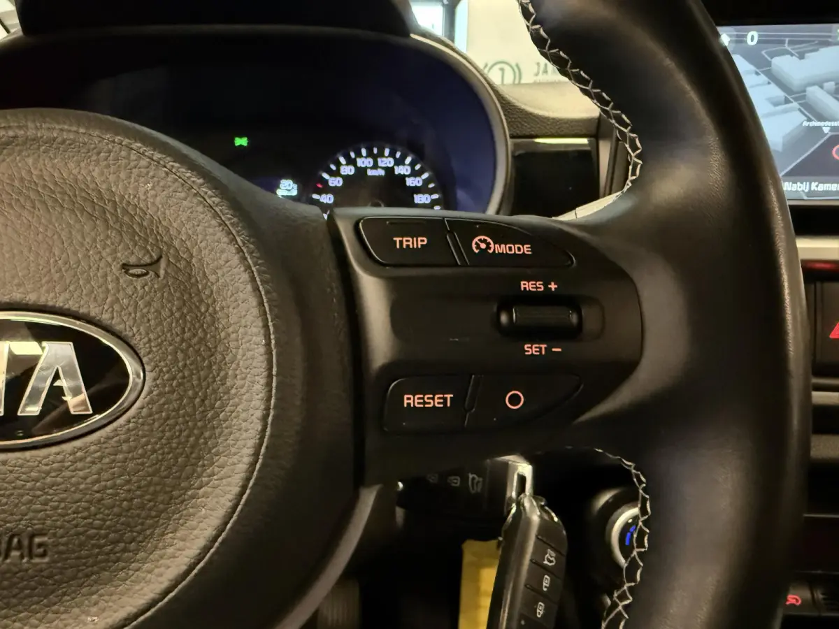 1.0 CVVT Colour Edition |NAVI|CRUISE|ACHTERUITRIJ CAMERA|16"|LED|CARPLAY|4Z|