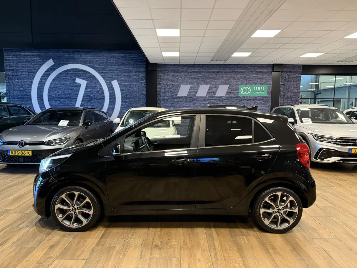 1.0 CVVT Colour Edition |NAVI|CRUISE|ACHTERUITRIJ CAMERA|16"|LED|CARPLAY|4Z|