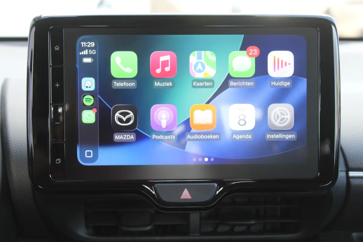 1.5 Exclusive-line l Adaptieve cruise contol l Lane assist l BLIS l PDC l Parkeercamera l Stuur- en stoelverwarming l Apple carplay/ Android auto l 16 inch
