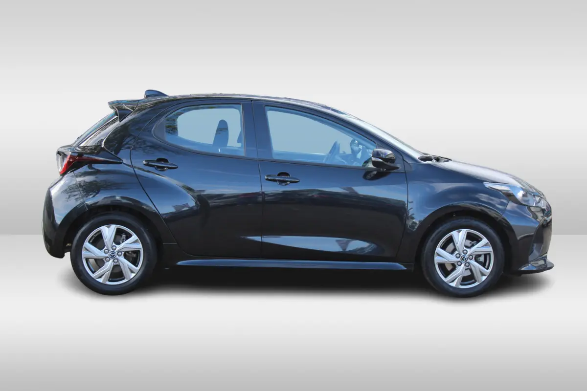1.5 Exclusive-line l Adaptieve cruise contol l Lane assist l BLIS l PDC l Parkeercamera l Stuur- en stoelverwarming l Apple carplay/ Android auto l 16 inch