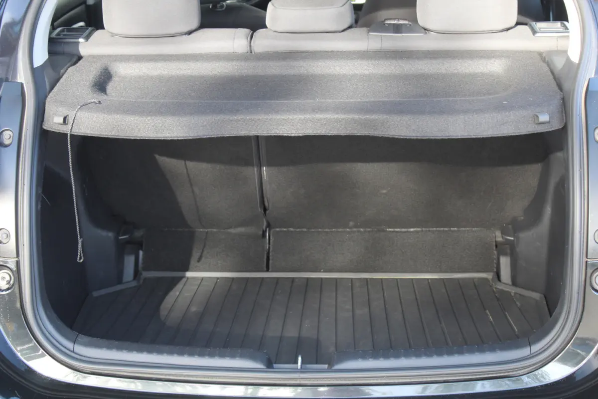 1.5 Exclusive-line l Adaptieve cruise contol l Lane assist l BLIS l PDC l Parkeercamera l Stuur- en stoelverwarming l Apple carplay/ Android auto l 16 inch