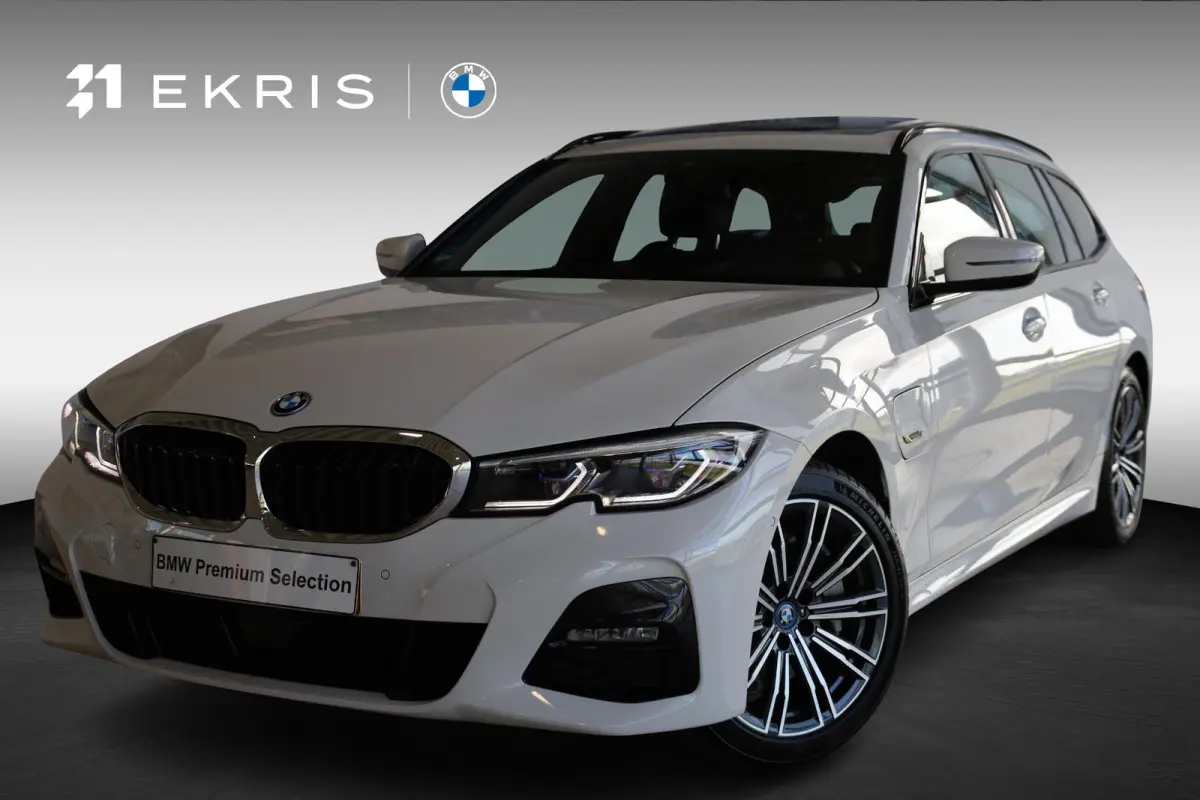330e M Sport | Driving Assistant | Adaptieve Cruise Control | Laserlight | Elektrisch verstelbare stoelen | Panoramadak