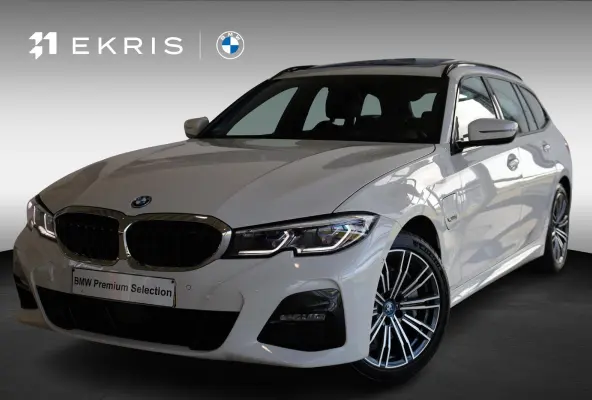 330e M Sport | Driving Assistant | Adaptieve Cruise Control | Laserlight | Elektrisch verstelbare stoelen | Panoramadak