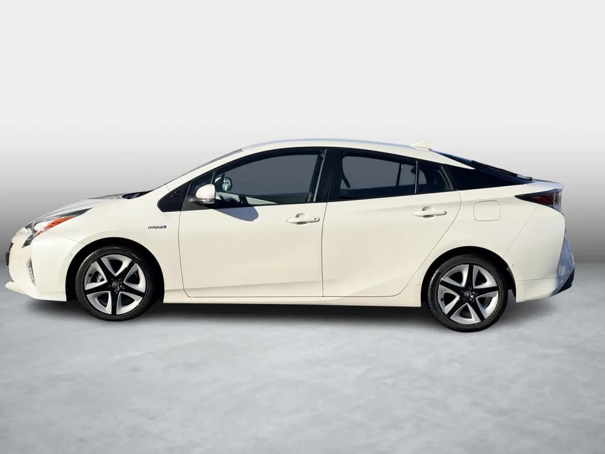 1.8 Executive | Adaptive Cruise | Head-Up | Stoelverwarming | Lederen Bekleding | Dealeronderhouden | Camera | Dodehoek | 1e Eigenaar |