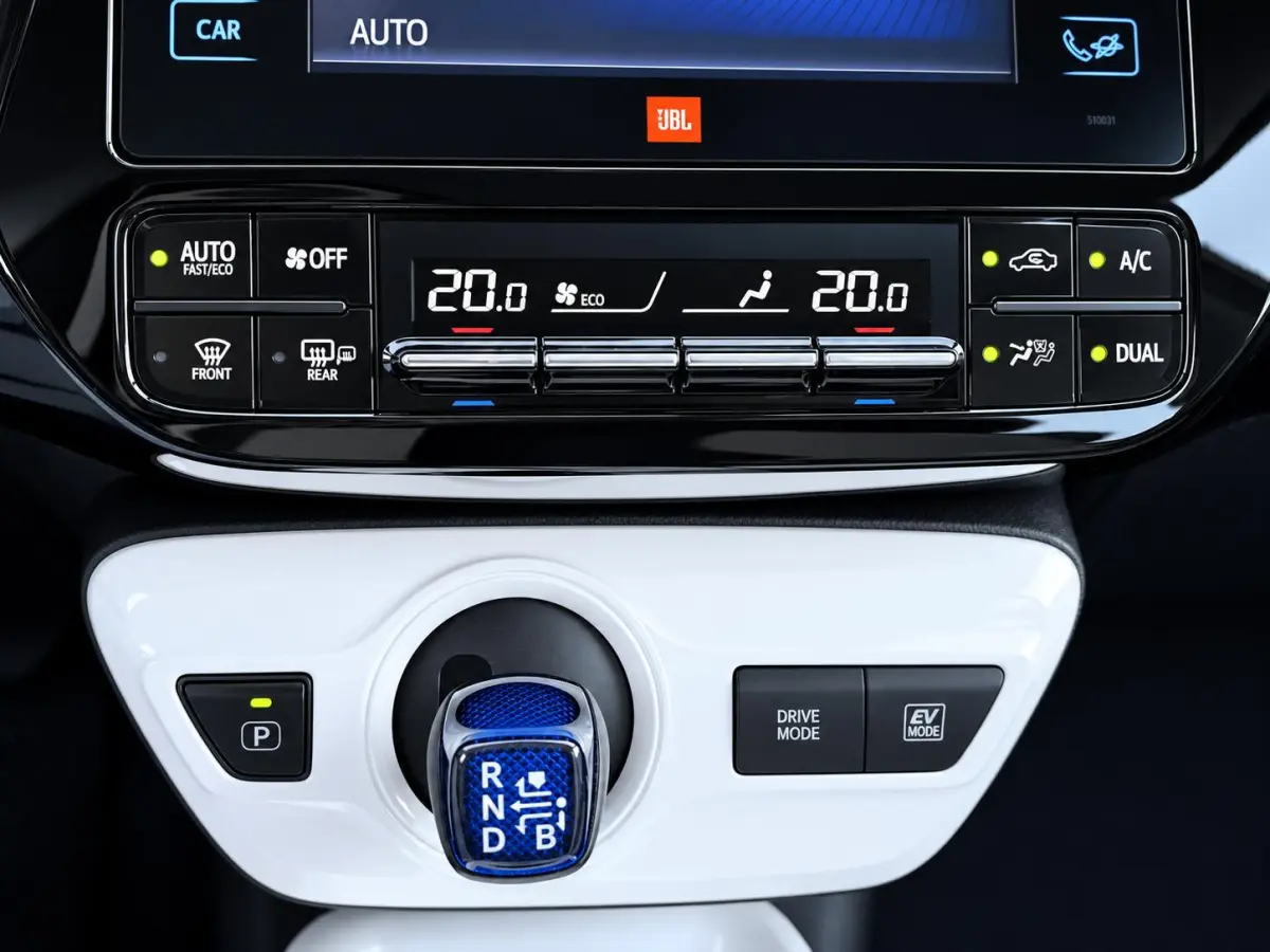 1.8 Executive | Adaptive Cruise | Head-Up | Stoelverwarming | Lederen Bekleding | Dealeronderhouden | Camera | Dodehoek | 1e Eigenaar |