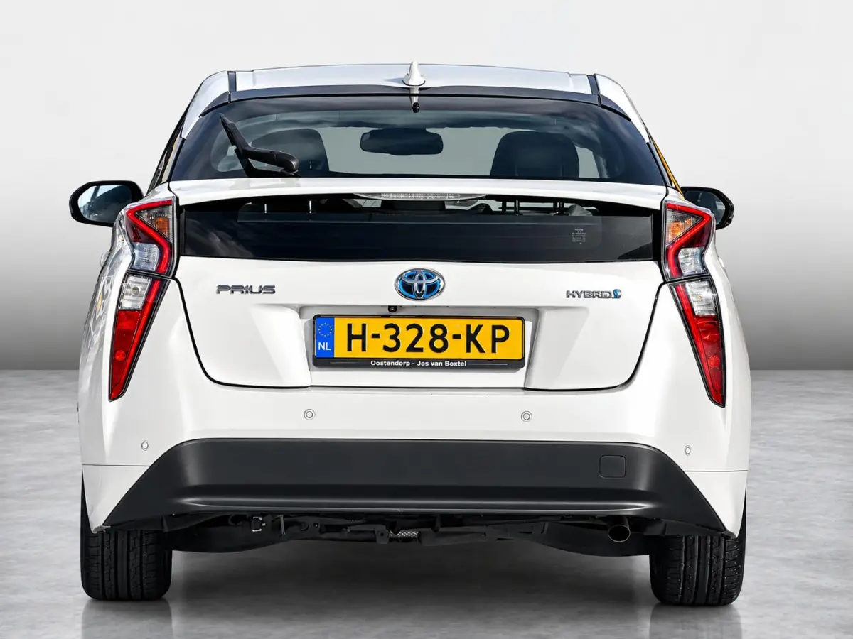 1.8 Executive | Adaptive Cruise | Head-Up | Stoelverwarming | Lederen Bekleding | Dealeronderhouden | Camera | Dodehoek | 1e Eigenaar |