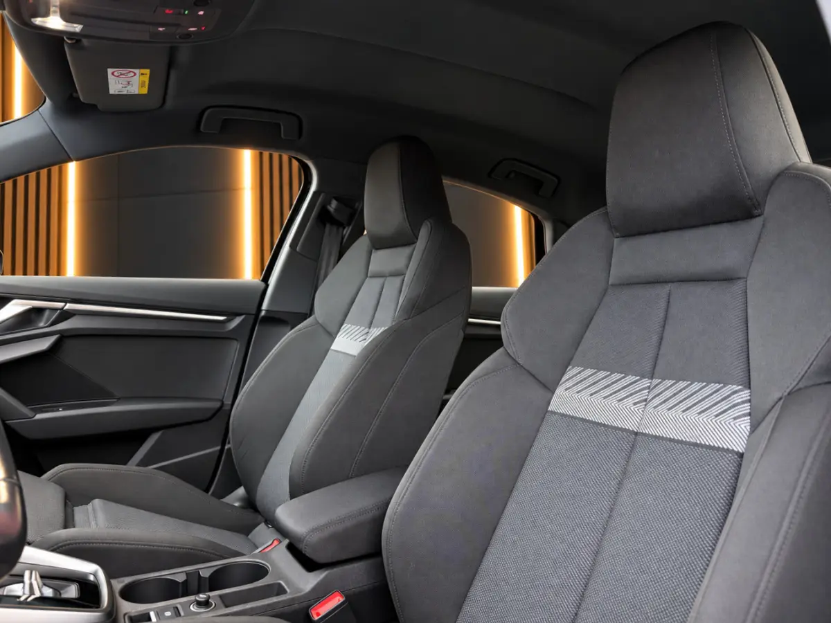 35 TFSI Business edition | Origineel NL | Carplay - Android Auto | Cruise | Navi | Matrix Led | Camera | Parkeerhulp