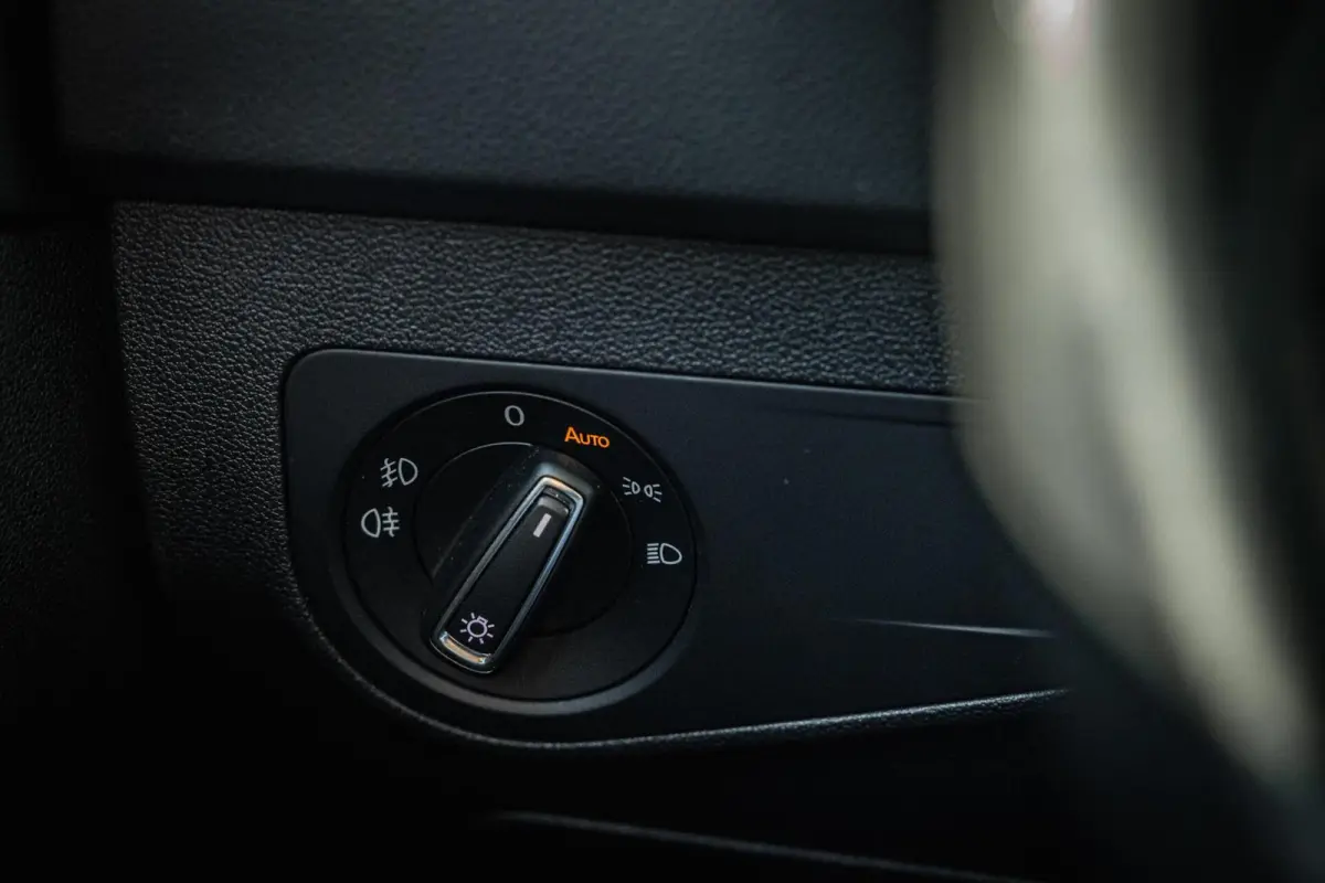 1.4 TSI ACT Comfortline Business R|Virtual