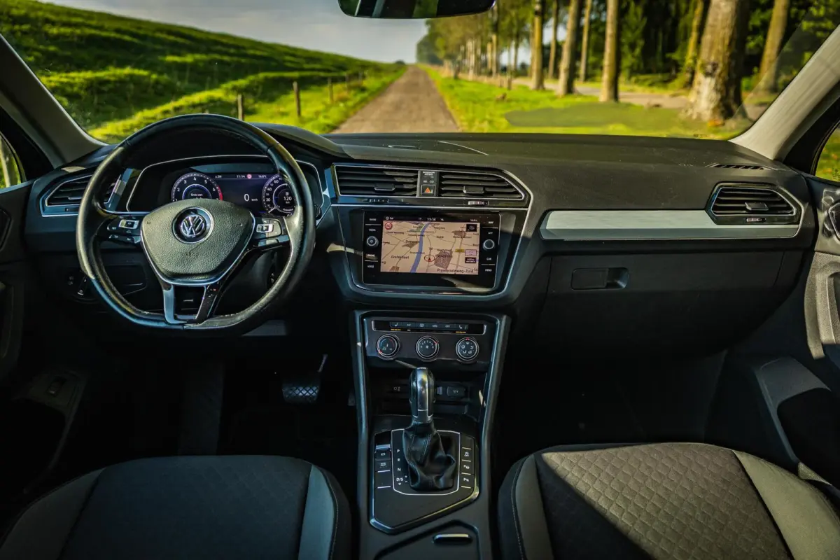 1.4 TSI ACT Comfortline Business R|Virtual