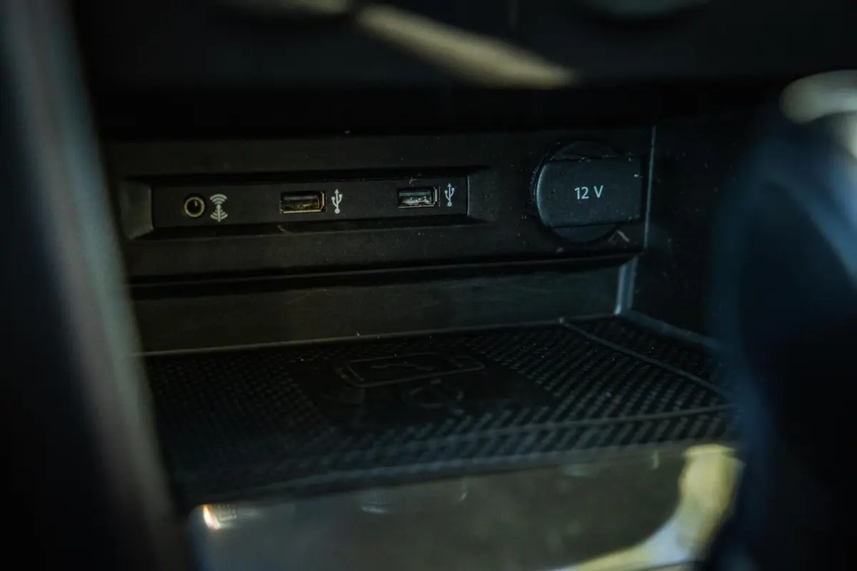 1.4 TSI ACT Comfortline Business R|Virtual