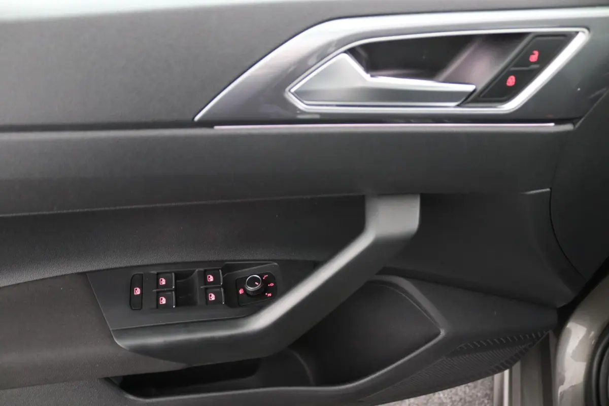 1.0 TSI Highline R-Line | Climate | Digital cockpit |