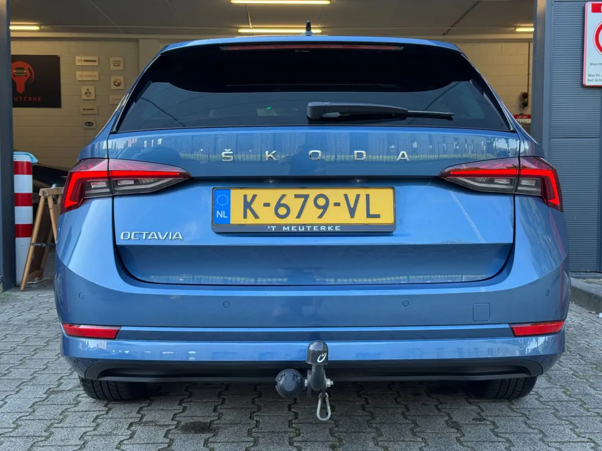 1.0 TSI Sport Business / NAP!! / ADAPTIVE / TREKHAAK / STUURVERW. / CARPLAY / SFEER / P.SENSOR V+A / KEYLESS !