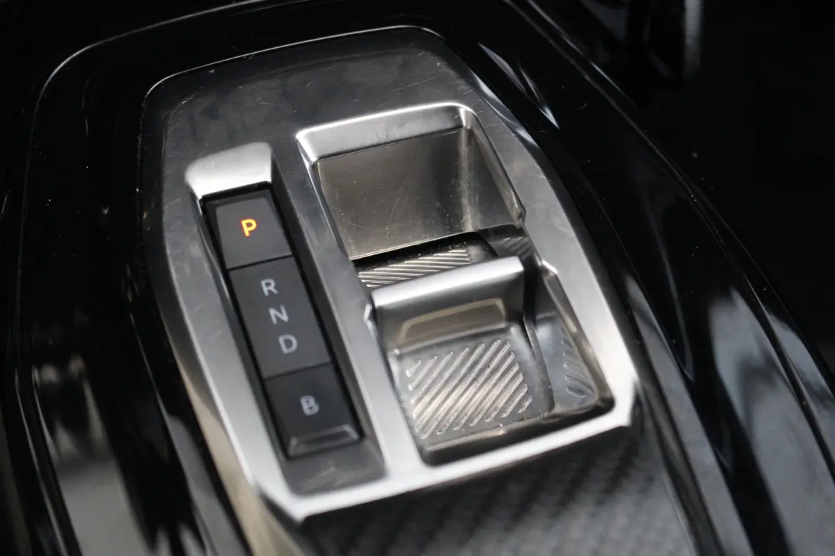 EV GT Pack 50 kWh 3- Fase | Pano | Winterpack | Trekhaak | ACC | BLIS | Leder/Alc. | Camera | CarPlay | Navi | PDC V&A | 18" LMV | Pano | Winterpack | Trekhaak | ACC | BLIS | Leder/Alc. | Ca
