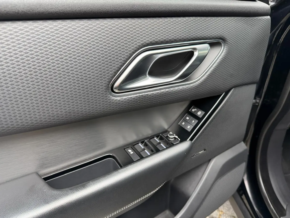 2.0 I4 AWD R-Dynamic HSE Zie Beschrijving | Panorama | Meridan | Camera Parksens |