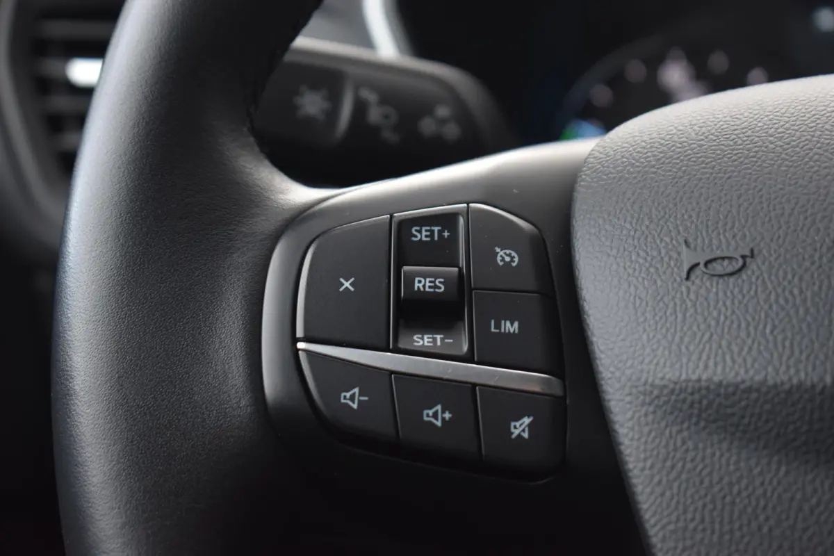 2.5 PHEV ECC LMV NAVI CRUISE