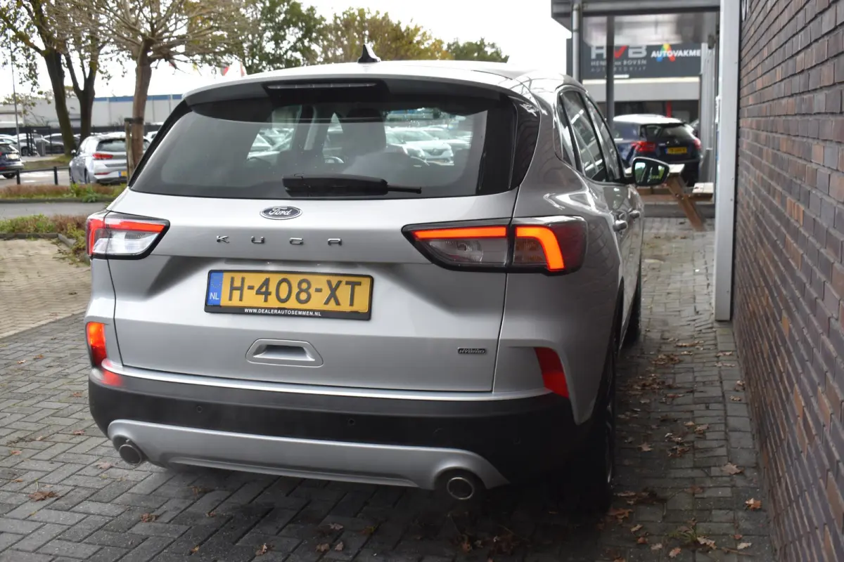2.5 PHEV ECC LMV NAVI CRUISE