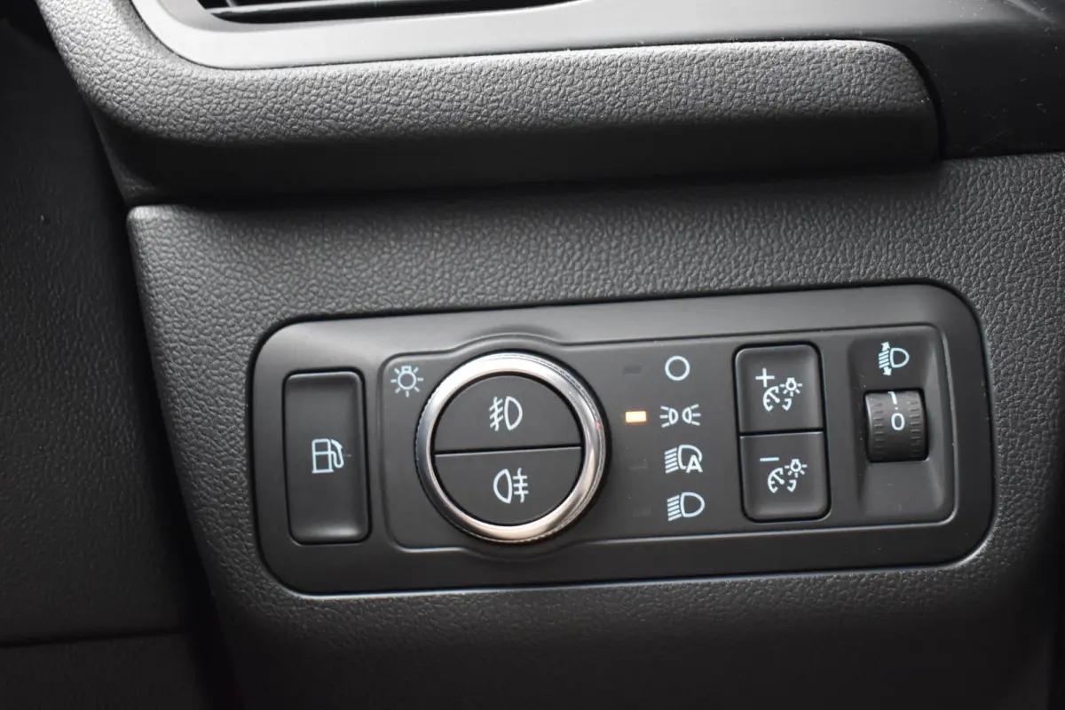 2.5 PHEV ECC LMV NAVI CRUISE