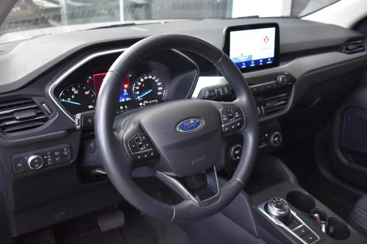 2.5 PHEV ECC LMV NAVI CRUISE
