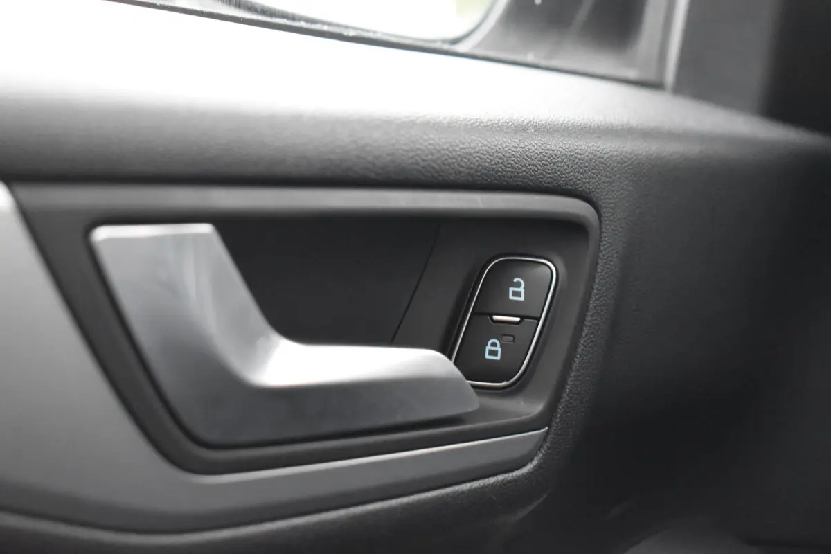 2.5 PHEV ECC LMV NAVI CRUISE