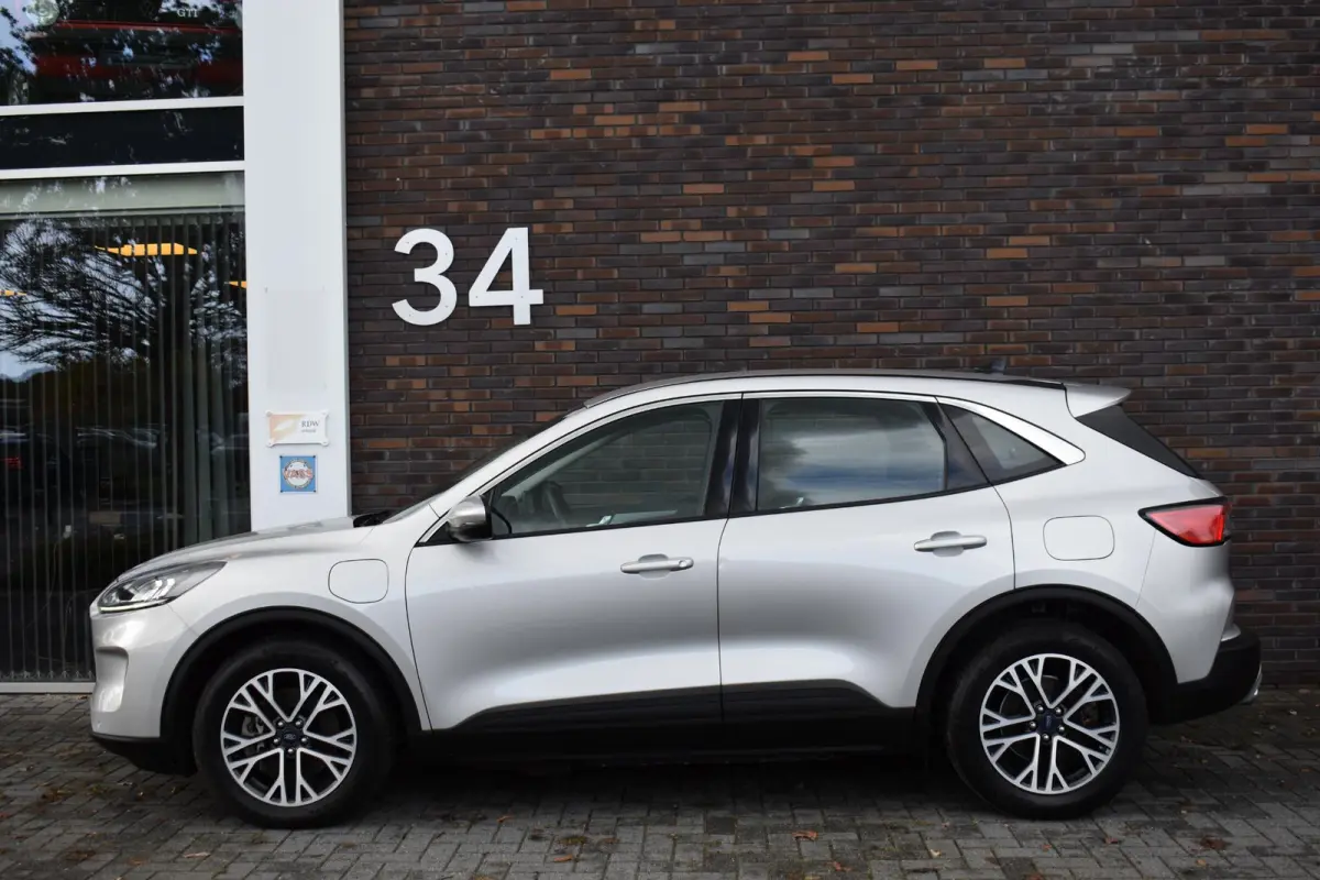 2.5 PHEV ECC LMV NAVI CRUISE