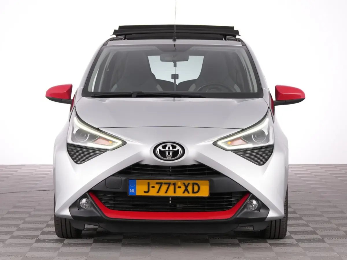 1.0 VVT-i x-joy | SCHUIFDAK | ECC | CARPLAY | VELGEN !