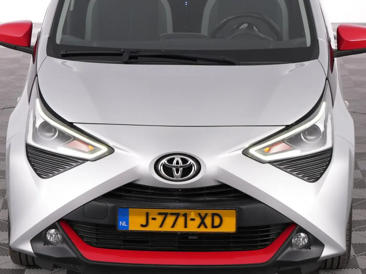 1.0 VVT-i x-joy | SCHUIFDAK | ECC | CARPLAY | VELGEN !