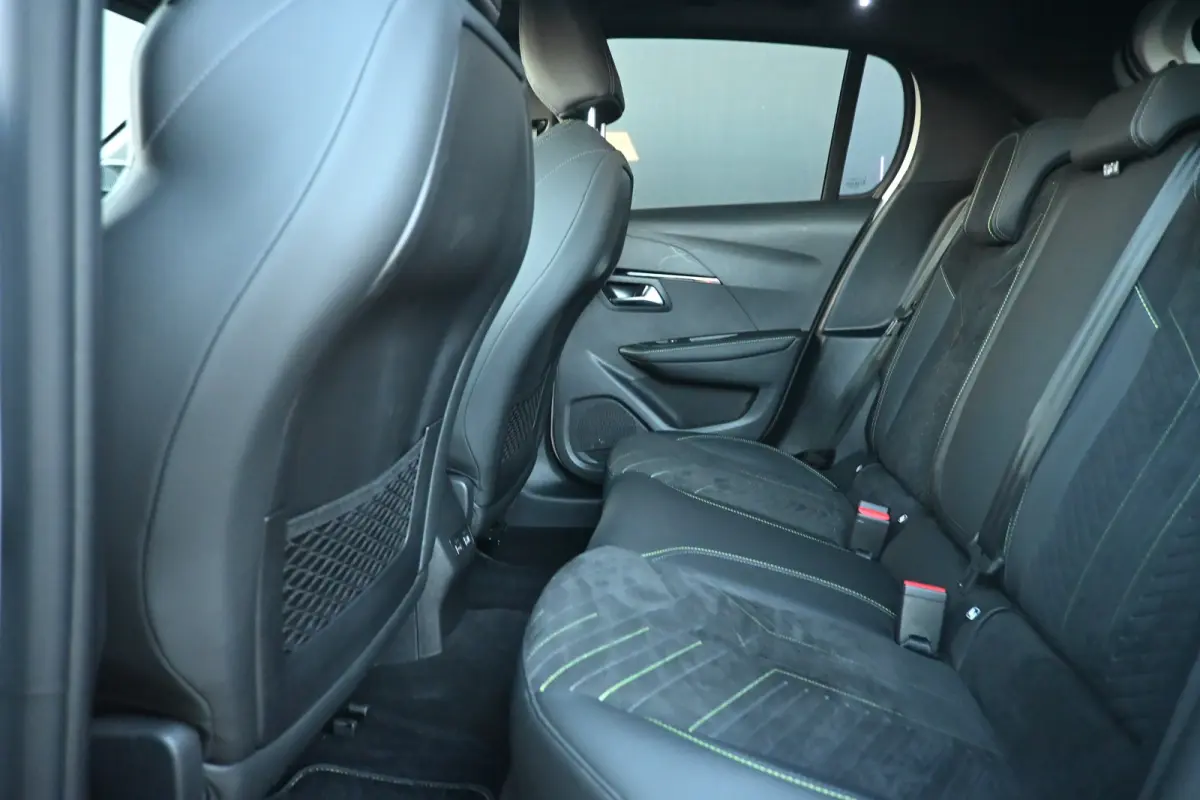 EV GT 51 kWh 95,7% SOH | Adaptive Cruise | Stoelverwarming & Massage | Alcantara | 360 Camera | Dodehoek-Detectie | Sfeerverlichting