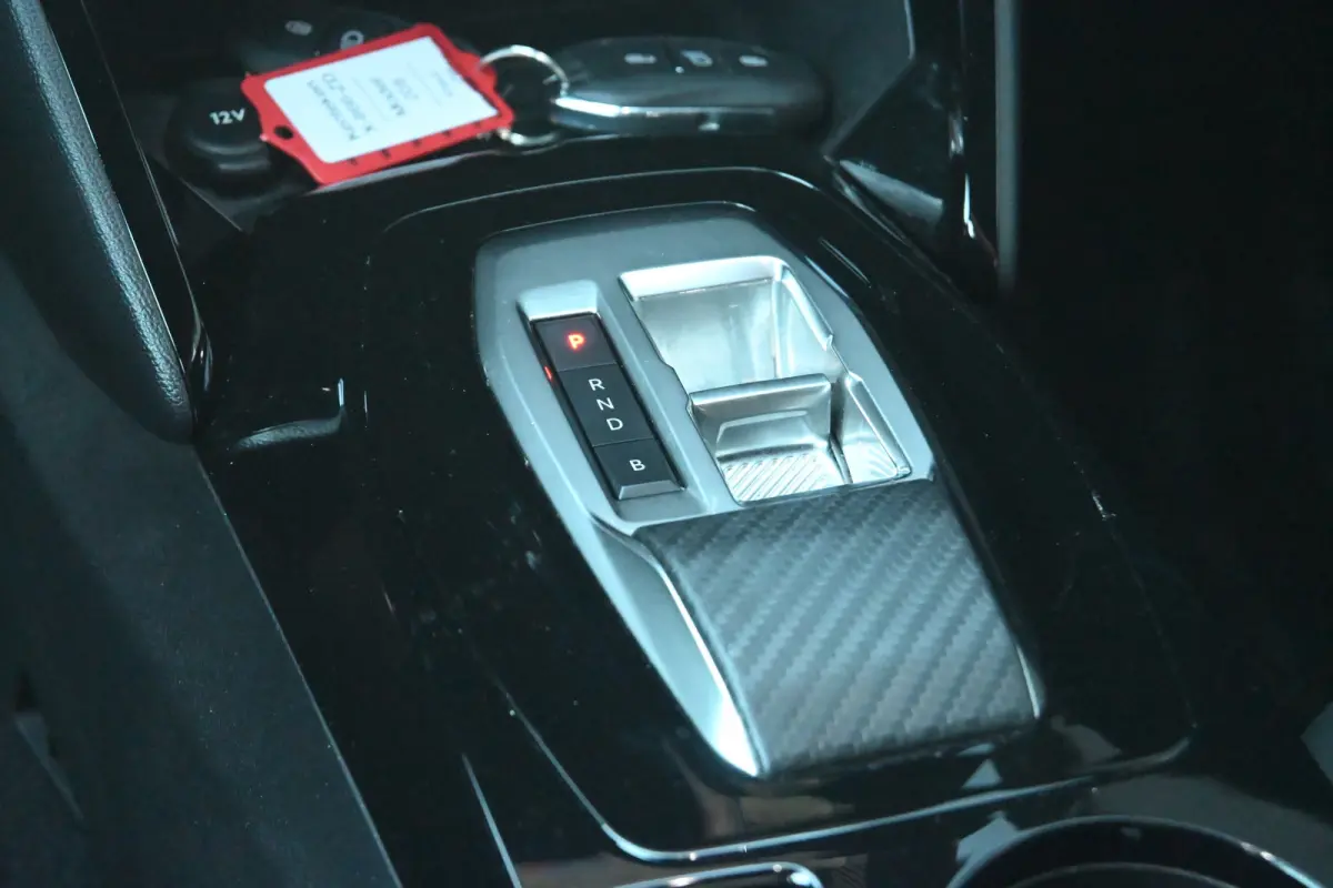 EV GT 51 kWh 95,7% SOH | Adaptive Cruise | Stoelverwarming & Massage | Alcantara | 360 Camera | Dodehoek-Detectie | Sfeerverlichting
