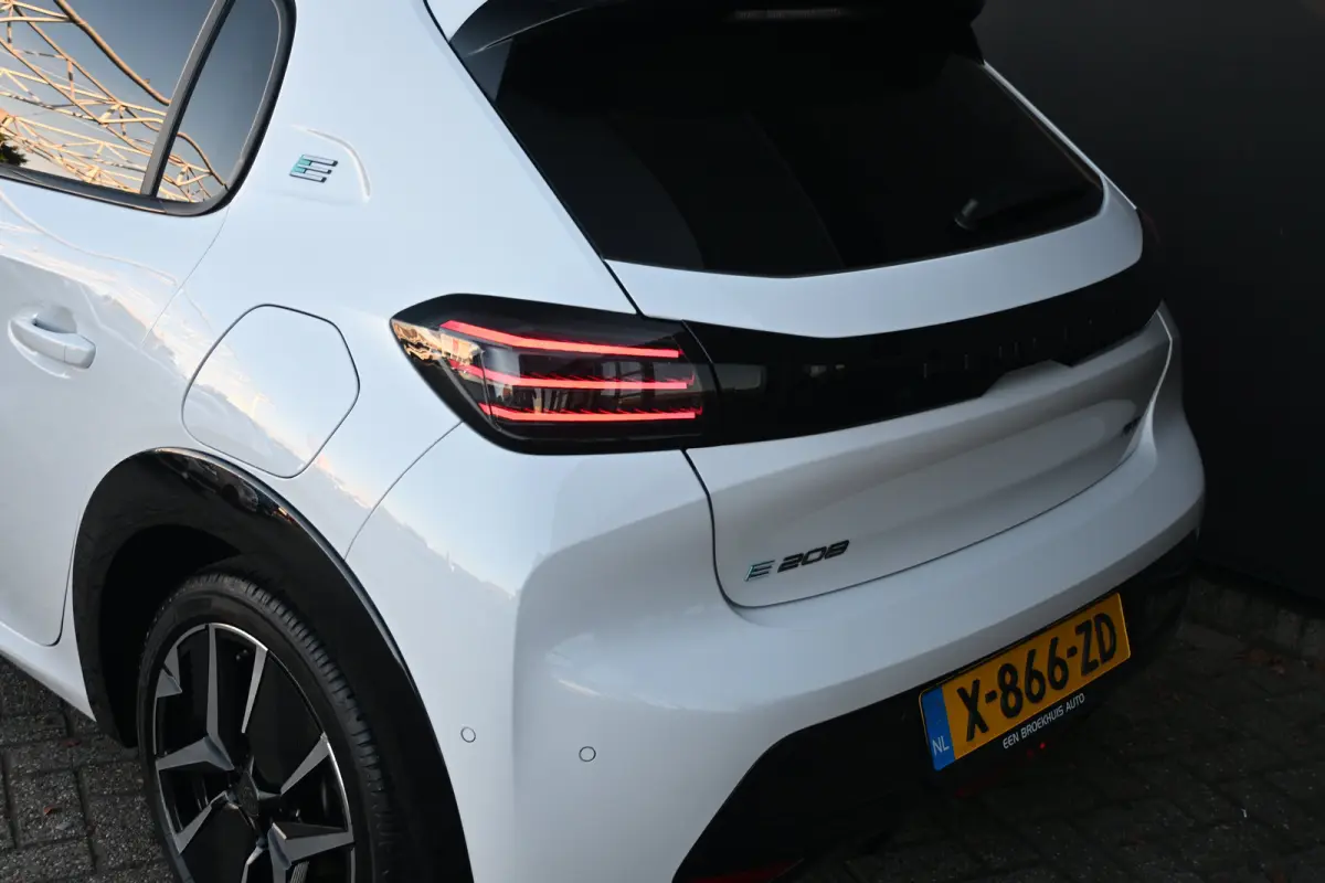 EV GT 51 kWh 95,7% SOH | Adaptive Cruise | Stoelverwarming & Massage | Alcantara | 360 Camera | Dodehoek-Detectie | Sfeerverlichting