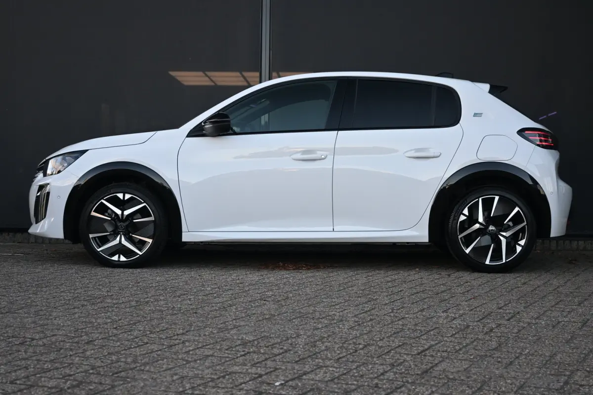 EV GT 51 kWh 95,7% SOH | Adaptive Cruise | Stoelverwarming & Massage | Alcantara | 360 Camera | Dodehoek-Detectie | Sfeerverlichting