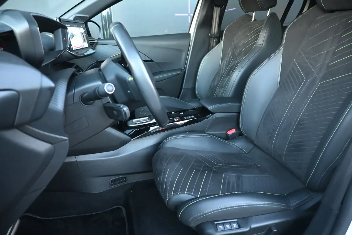EV GT 51 kWh 95,7% SOH | Adaptive Cruise | Stoelverwarming & Massage | Alcantara | 360 Camera | Dodehoek-Detectie | Sfeerverlichting