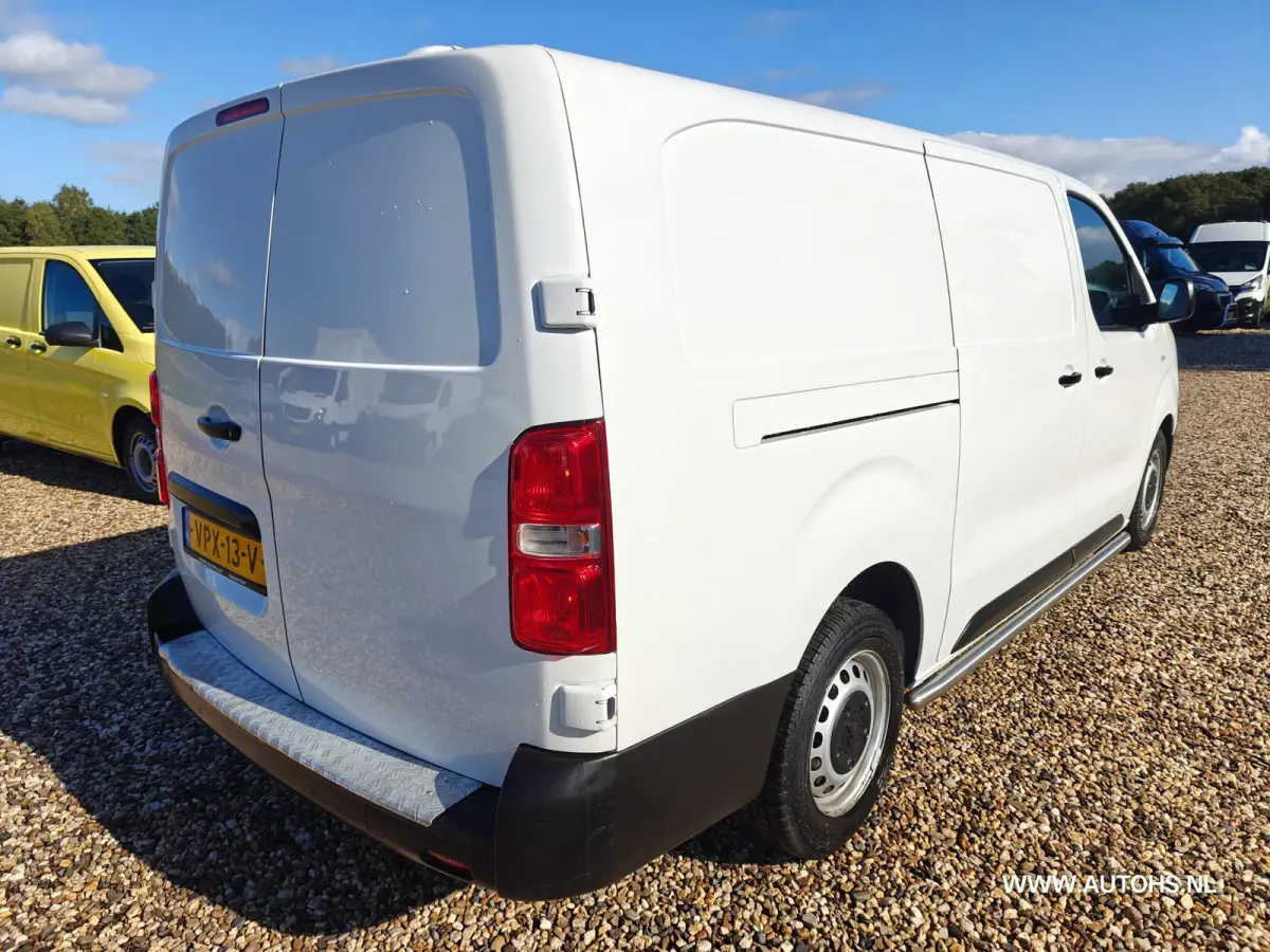 1.5 BlueHDI 100 Premium , Extra lang , Euro 6 , 1e Eig. cruise , camera , Nw koppeling , apk maart 2027, nette b