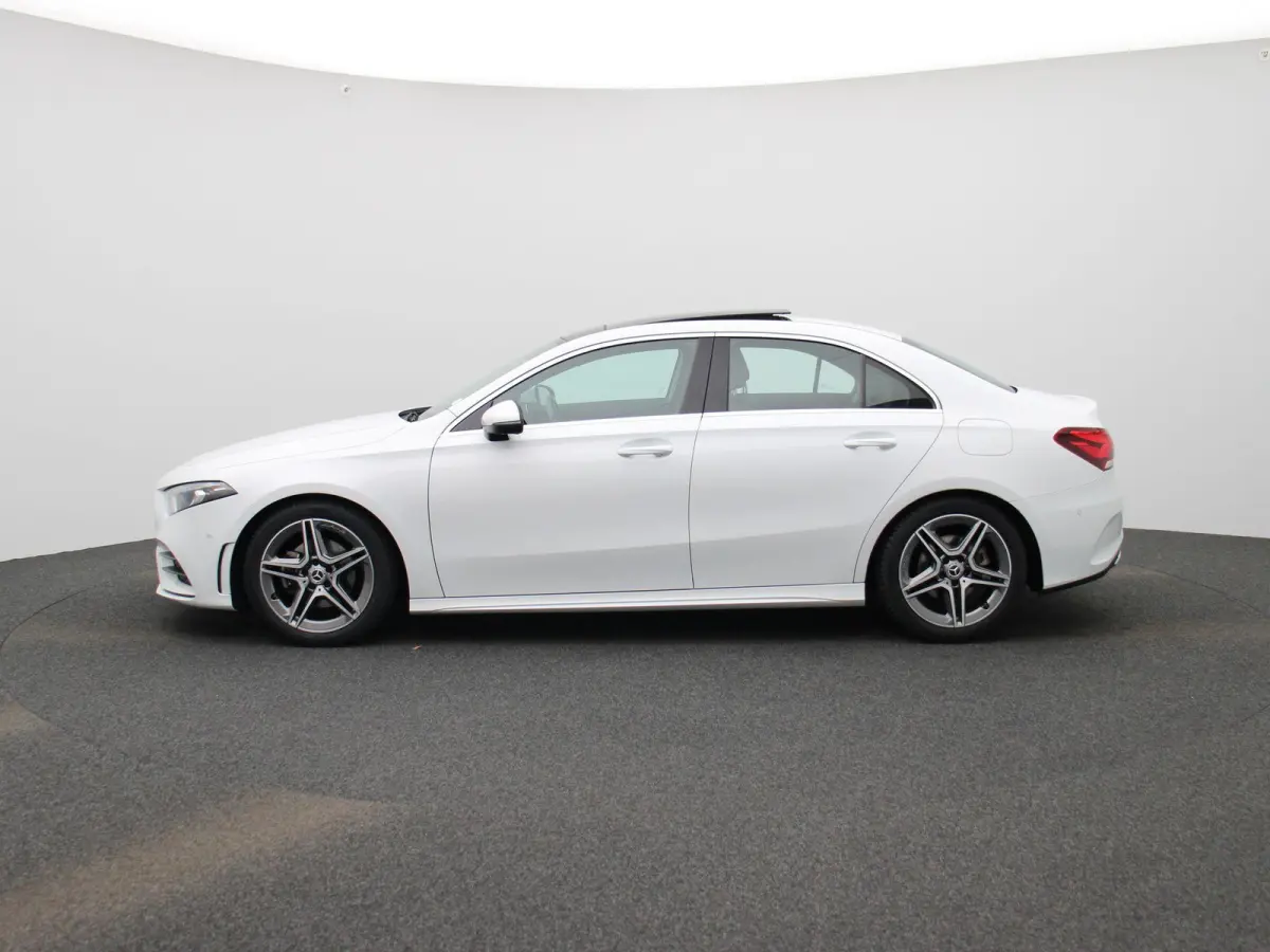 200 Business Solution AMG | Wordt Verwacht | Apple Carplay / Android Auto | Panoramadak | Stoelverwarming | Achteruitrijcamera | Parkeersensoren |