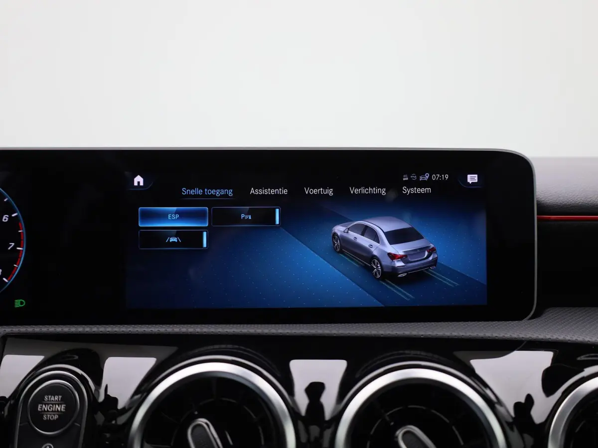 200 Business Solution AMG | Wordt Verwacht | Apple Carplay / Android Auto | Panoramadak | Stoelverwarming | Achteruitrijcamera | Parkeersensoren |