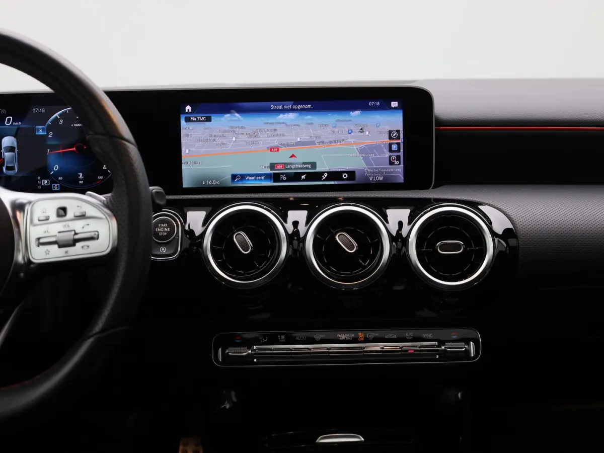 200 Business Solution AMG | Wordt Verwacht | Apple Carplay / Android Auto | Panoramadak | Stoelverwarming | Achteruitrijcamera | Parkeersensoren |