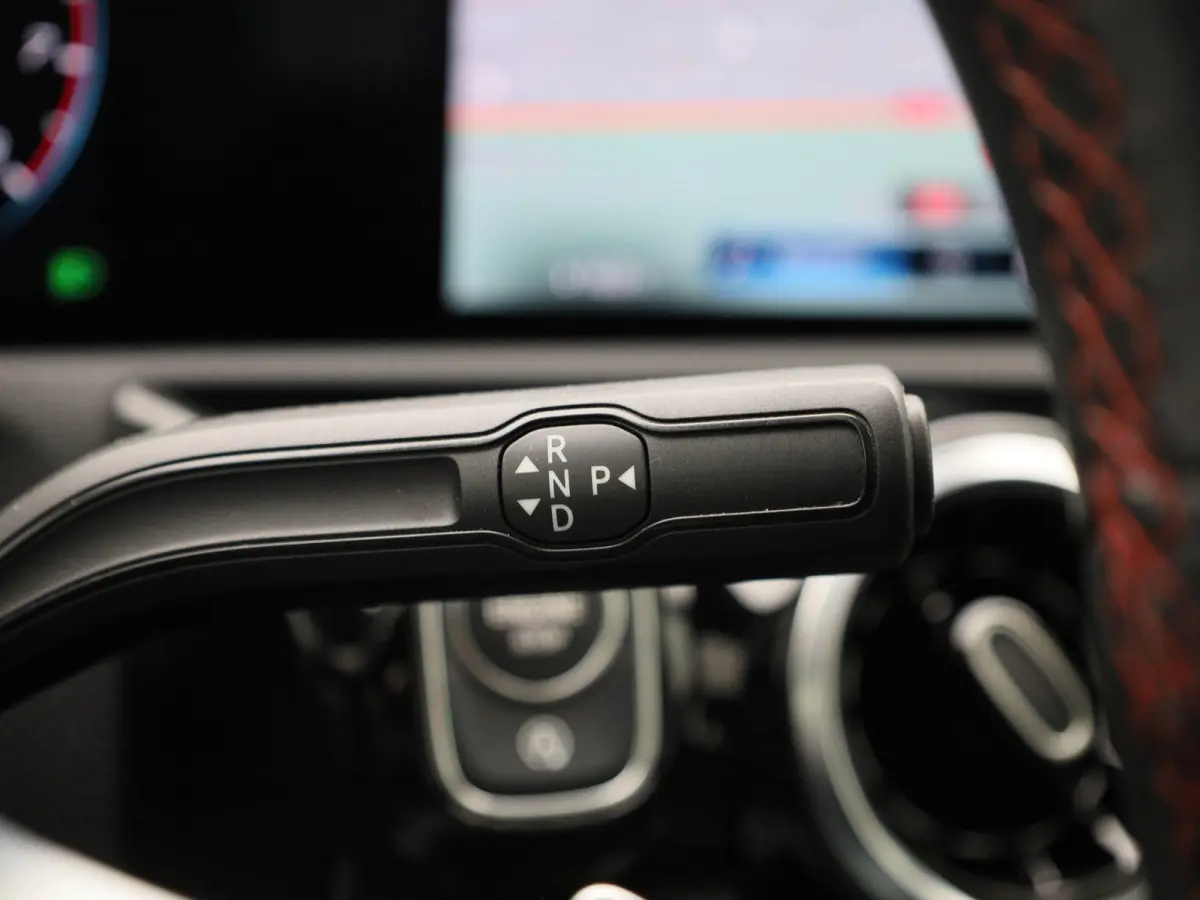 200 Business Solution AMG | Wordt Verwacht | Apple Carplay / Android Auto | Panoramadak | Stoelverwarming | Achteruitrijcamera | Parkeersensoren |