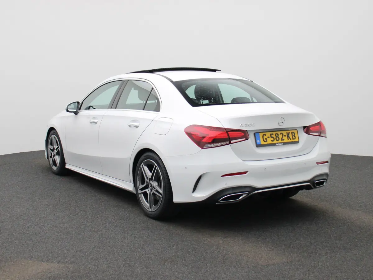 200 Business Solution AMG | Wordt Verwacht | Apple Carplay / Android Auto | Panoramadak | Stoelverwarming | Achteruitrijcamera | Parkeersensoren |