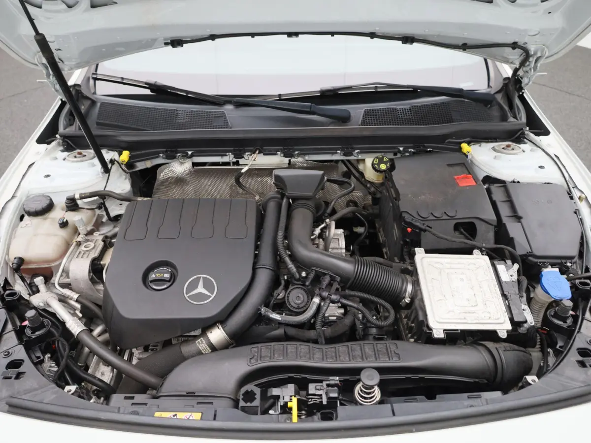 200 Business Solution AMG | Wordt Verwacht | Apple Carplay / Android Auto | Panoramadak | Stoelverwarming | Achteruitrijcamera | Parkeersensoren |