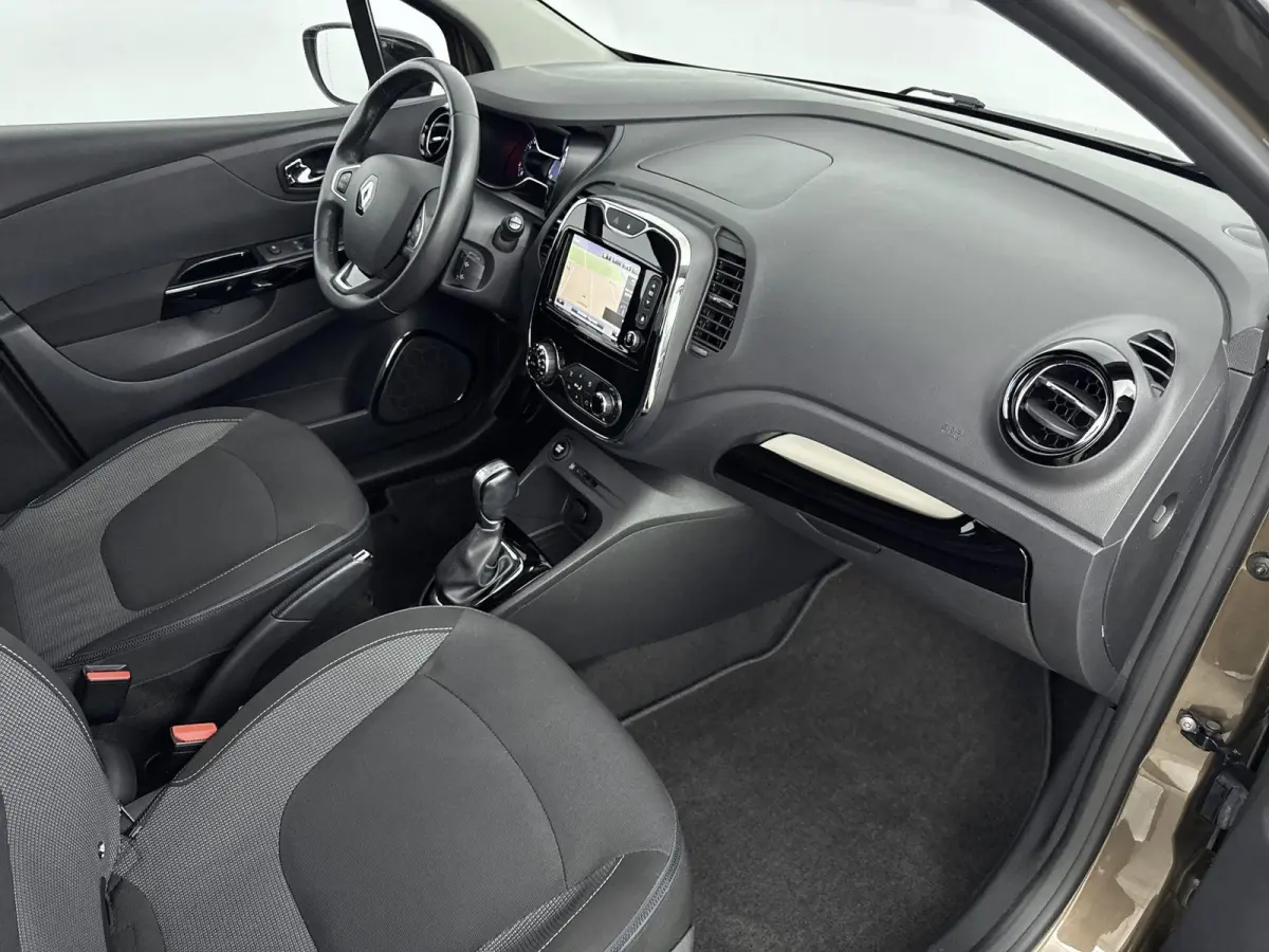 Dynamique 120pk | Camera | Navigatie | Cruise Control | Automaat!
