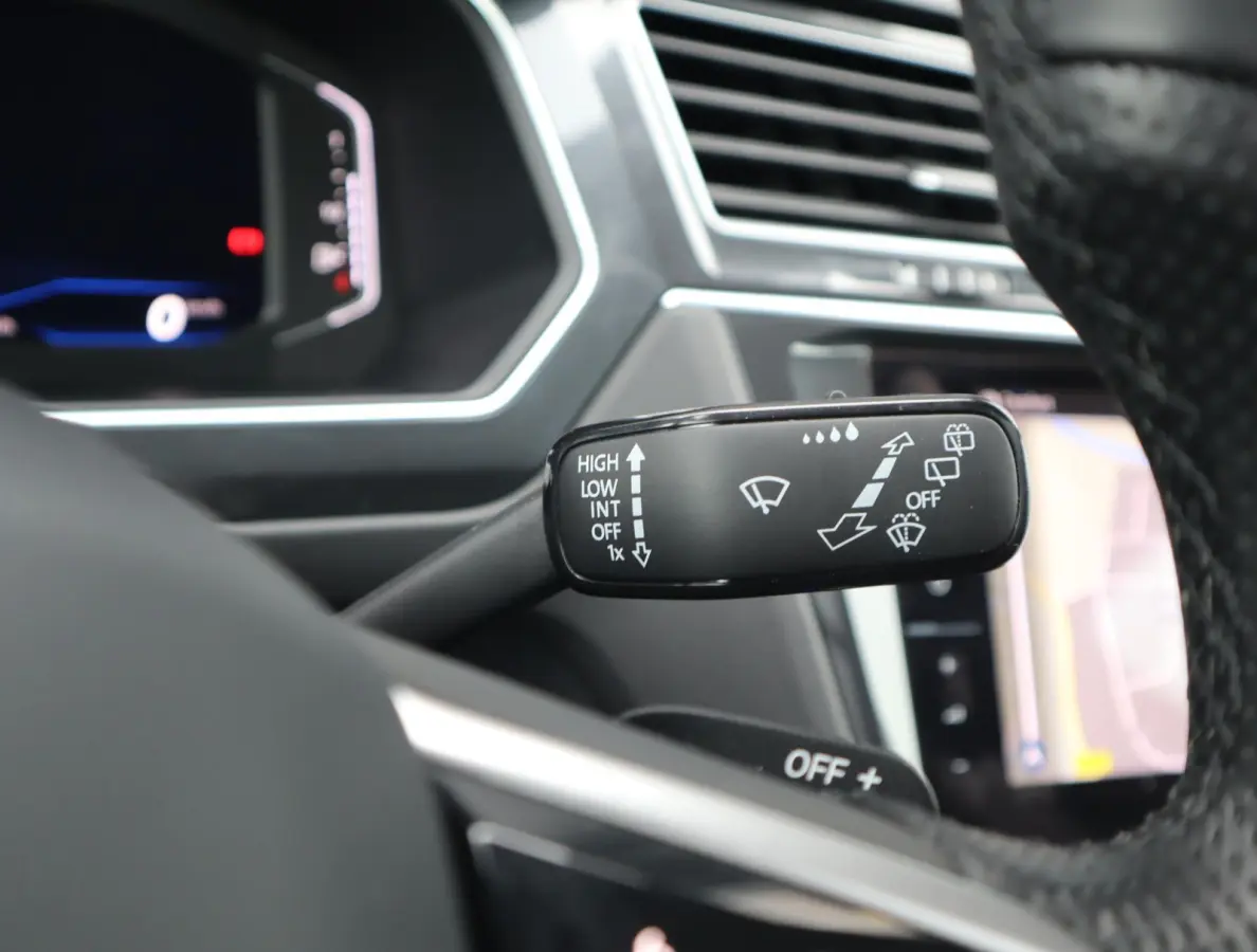 1.4 TSI eHybrid R-Line Business+ | Pano | Camera | Trekhaak