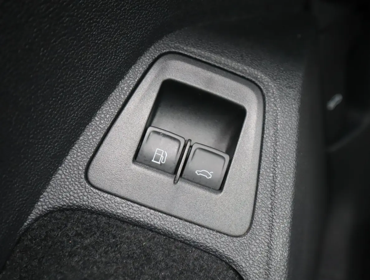 1.4 TSI eHybrid R-Line Business+ | Pano | Camera | Trekhaak