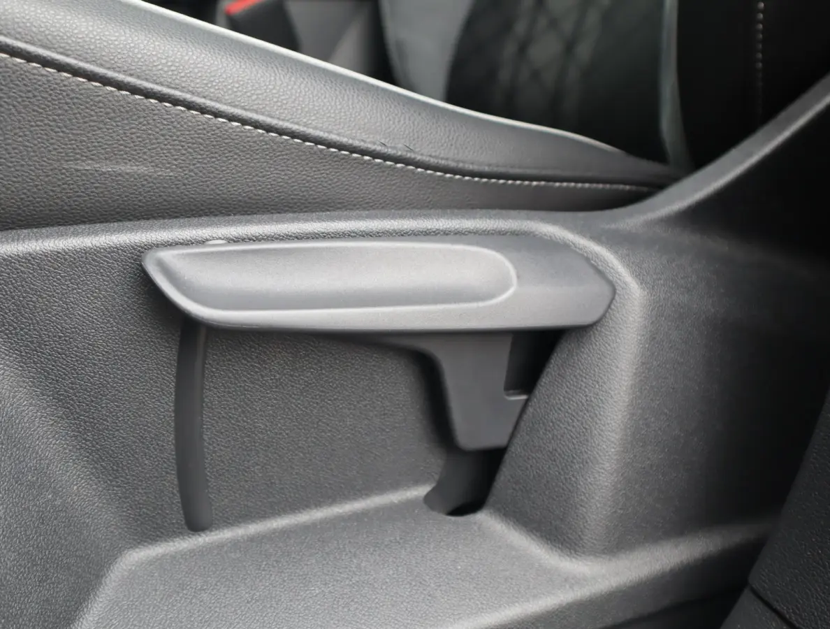 1.4 TSI eHybrid R-Line Business+ | Pano | Camera | Trekhaak