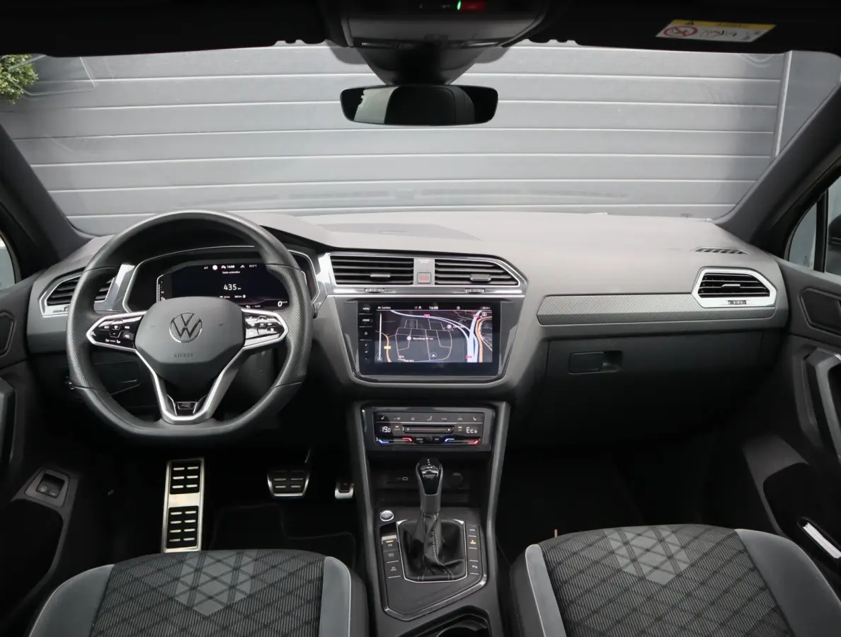 1.4 TSI eHybrid R-Line Business+ | Pano | Camera | Trekhaak