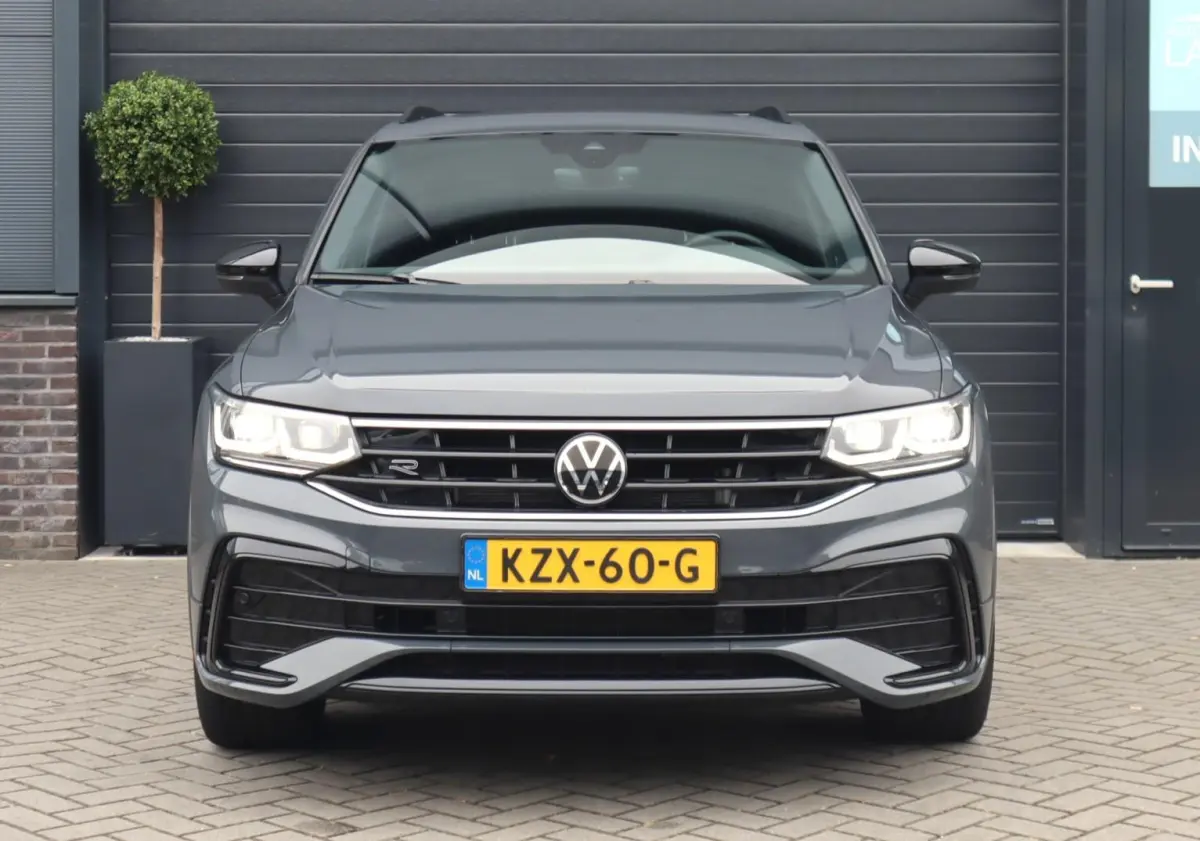 1.4 TSI eHybrid R-Line Business+ | Pano | Camera | Trekhaak